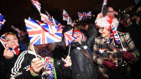 Οι Βρετανοί γιορτάζουν το Brexit