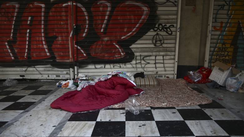 Κακοκαιρία: Θερμαινόμενοι χώροι σε Αθήνα και Πειραιά για τους άστεγους
