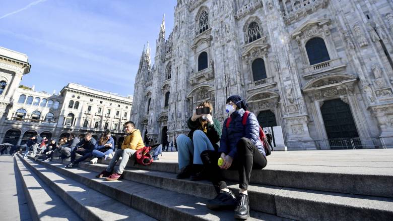 Κοροναϊός: Εντείνεται ο φόβος στην Ιταλία - Και έκτος νεκρός