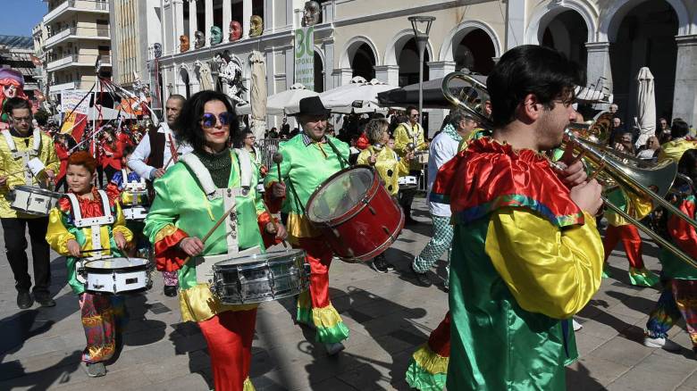Πάτρα: Ματαιώνεται το καρναβάλι – Σχέδιο να μεταφερθεί τον Ιούνιο