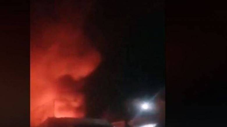 Μυτιλήνη: Στις φλόγες το κέντρο υποδοχής της Σκάλας Συκαμνιάς
