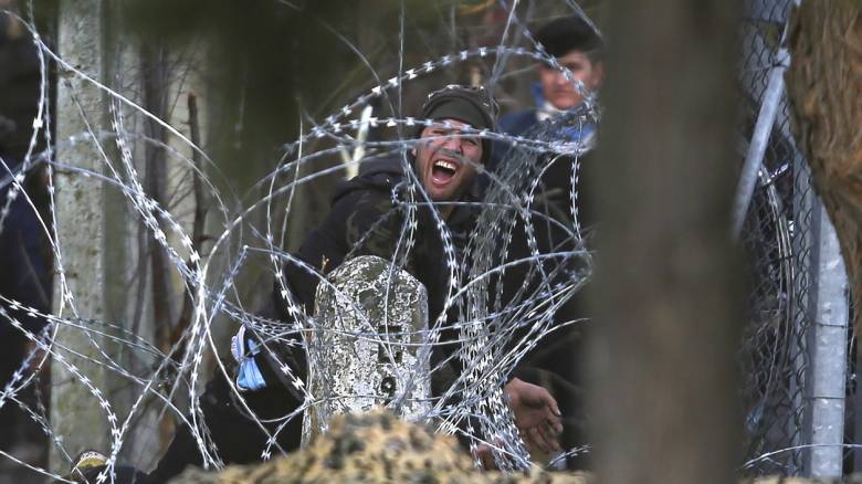 Προσφυγικό - Μαρτυρία στο BBC: Οι τουρκικές Αρχές μας σπρώχνουν στα σύνορα