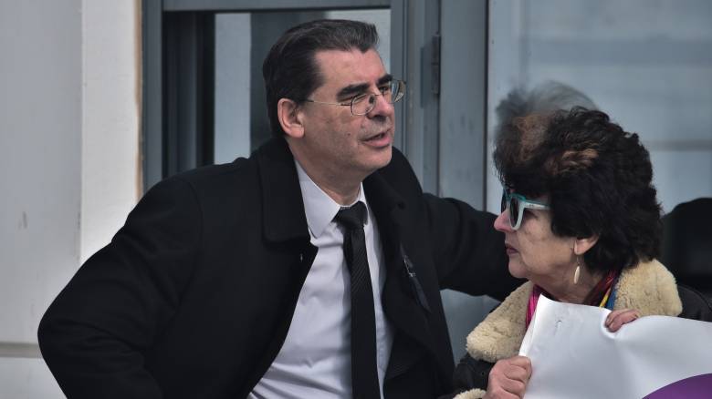 Δίκη Τοπαλούδη: Ξέσπασε ο πατέρας της μετά τους ισχυρισμούς ενός εκ των κατηγορουμένων