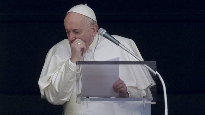Κορωνοϊός: Σε εξετάσεις υποβλήθηκε ο πάπας Φραγκίσκος