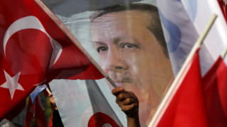 Ο Ερντογάν επιδιώκει κλιμάκωση στον Έβρο, εκτιμά πρώην ναυτικός ακόλουθος της Τουρκίας