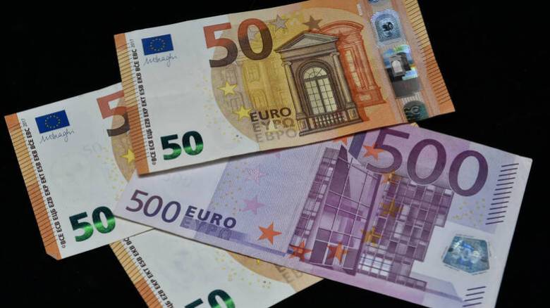 Κορωνοϊός – Επίδομα 800 ευρώ: Οι δικαιούχοι, η διαδικασία και η πληρωμή