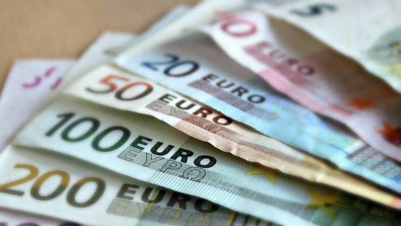 Πώς θα πάρετε το επίδομα των 800 ευρώ - Βήμα βήμα όλη η διαδικασία