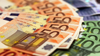 Κορωνοϊός: Πώς θα γίνει η καταβολή των 800 ευρώ