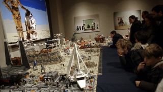 Η Lego στη μάχη για τον κορωνοϊό: Η εταιρεία με τα διάσημα τουβλάκια κατασκευάζει μάσκες