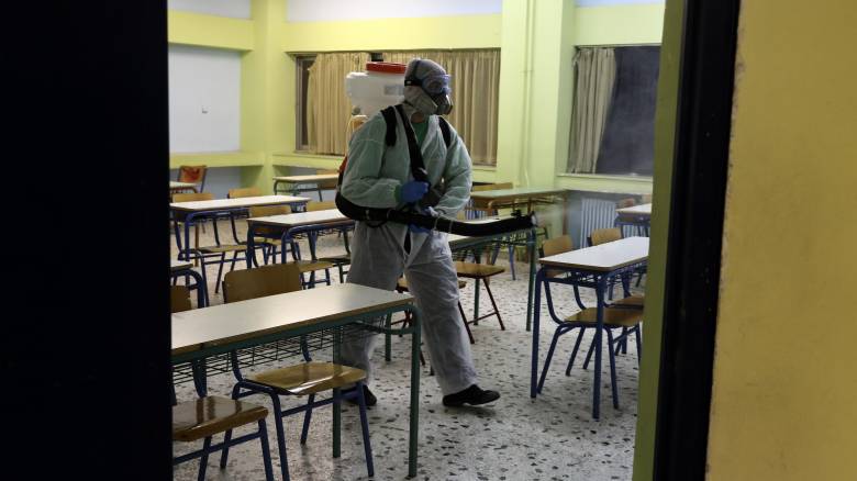 Κορωνοϊός: Πώς θα γίνει η επιστροφή στα σχολεία - Οι ζώνες λειτουργίας και οι νέοι κανόνες