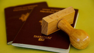 Golden Visa: Άδεια διαμονής σε επενδυτές… με επικυρωμένη φωτοτυπία διαβατηρίου