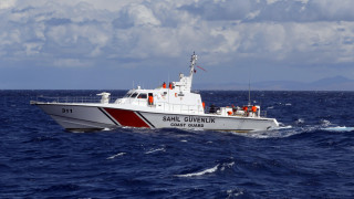 Οινούσσες: Η τουρκική ακτοφυλακή παρενόχλησε σκάφος της Frontex και Έλληνες ψαράδες
