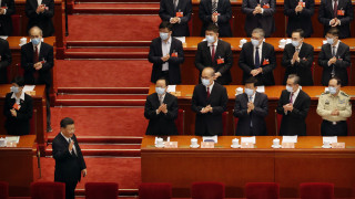 Κορωνοϊός: H Κίνα απειλεί με «αντίμετρα» σε περίπτωση αμερικανικών κυρώσεων