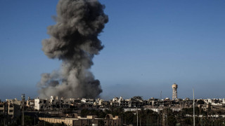 Συνεχίζεται η σύρραξη στη Λιβύη - Έκρηξη ναρκών με νεκρούς και τραυματίες νότια της Τρίπολης