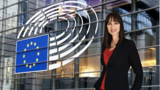 Ενσωματώθηκαν οι προτάσεις της Έλενας Κουντουρά στο Ψήφισμα του Ευρωκοινοβουλίου για τον τουρισμό