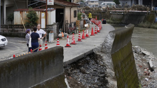 Συνεχίζονται οι φονικές πλημμύρες στην Ιαπωνία - Αγνοούμενοι και χιλιάδες αποκλεισμένοι