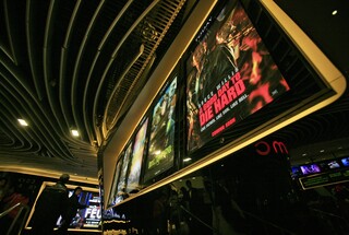 Κλείνουν ξανά οι κινηματογράφοι στο Χονγκ Κονγκ - Σε έξαρση ο κορωνοϊός