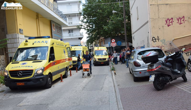 Άντρας επιτέθηκε με τσεκούρι εναντίον υπαλλήλων της Εφορίας Κοζάνης- Τραυματίες 4 άτομα