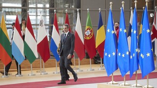 Σύνοδος Κορυφής: Στις «Συμπληγάδες» της οικονομίας και της Τουρκίας η ΕΕ