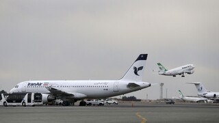 Οι επιβάτες του ιρανικού αεροσκάφους που παρενοχλήθηκε μπορούν να μηνύσουν τις ΗΠΑ