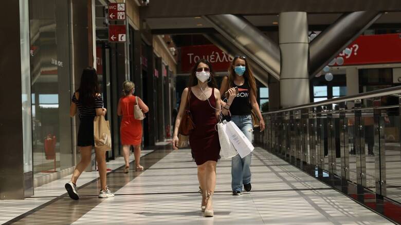 Κορωνοϊός: Προ των πυλών η υποχρεωτική μάσκα σε περισσότερους χώρους
