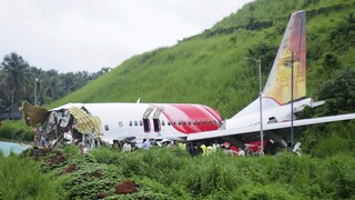 Αεροπορικό δυστύχημα στην Ινδία: Ανακτήθηκαν τα «μαύρα κουτιά» 