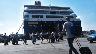 Δεκαπενταύγουστος: Η μεγάλη έξοδος των εκδρομέων - Αυξημένη κίνηση στα λιμάνια