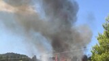 Μεγάλη φωτιά στην Εύβοια - Κοντά σε σπίτια οι φλόγες