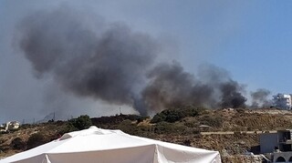 Φωτιά στην Αγία Πελαγία Ηρακλείου: Κοντά σε κατοικημένη περιοχή οι φλόγες