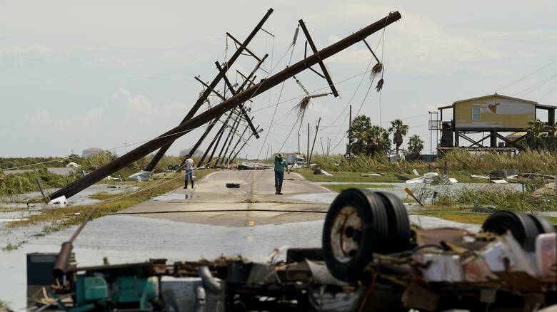 ΗΠΑ: Νεκροί και εκτεταμένες καταστροφές λόγω του τυφώνα Λάουρα