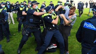 Κορωνοϊός - Αυστραλία: Επεισοδιακές διαδηλώσεις και συλλήψεις με αίτημα την άρση του lockdown 