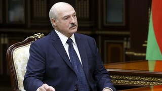 Λευκορωσία: «Ναι, μπορεί να έμεινα λίγο παραπάνω στην εξουσία», λέει τώρα ο Λουκατσένκο 