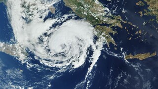 Κακοκαιρία «Ιανός»: Εντυπωσιακή φωτογραφία του κυκλώνα από τον δορυφόρο Copernicus