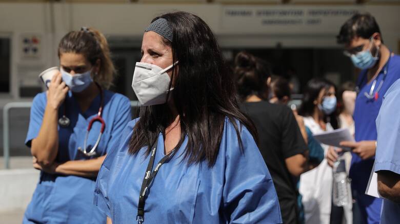 Κορωνοϊός: Σε 24ωρη πανελλαδική απεργία οι νοσοκομειακοί γιατροί την Πέμπτη
