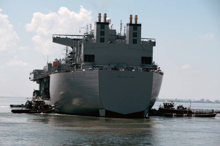 To αμερικανικό πολεμικό πλοίο Hershel «Woody» Williams