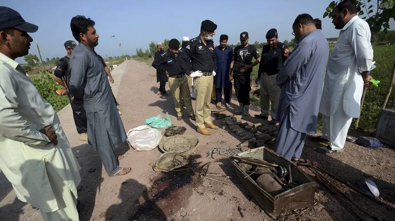 Πακιστάν: Πέντε νεκροί από έκρηξη παλιάς οβίδας που προσπαθούσε να ανακυκλώσει έμπορος