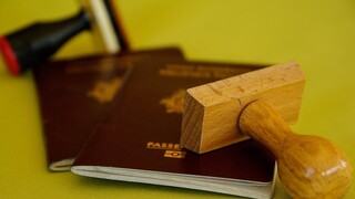 «Χρυσά» διαβατήρια: Δίμηνη διορία στην Κύπρο από την ΕΕ