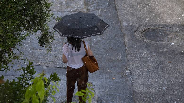 Καιρός: Βροχές και σκόνη την Κυριακή - CNN.gr