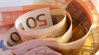 Σε έξι μήνες έχουν δοθεί 7,9 δισ. ευρώ από Επιστρεπτέα Προκαταβολή, ΤΕΠΙΧ ΙΙ και Ταμείο Εγγυοδοσίας