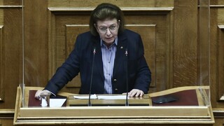 Κόντρα Μενδώνη - ΣΥΡΙΖΑ στη Βουλή για το «λουκέτο» στον Πολιτισμό