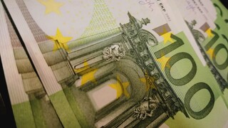 Επίδομα 800 ευρώ: Πότε θα καταβληθεί