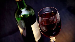 Κορωνοϊός: Σε χαμηλά επίπεδα πενταετίας η παραγωγή κρασιού στην Ελλάδα λόγω πανδημίας