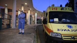 Κορωνοϊός: Κατέληξαν 19 ασθενείς τις τελευταίες ώρες - 885 οι νεκροί στη χώρα