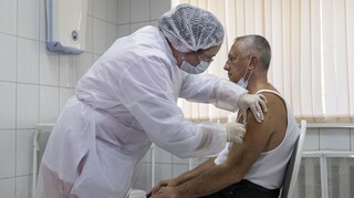 Sputnik V: Εταιρεία της Ν. Κορέας θα παρασκευάζει ετησίως 150 εκατ. δόσεις του ρωσικού εμβολίου