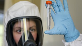 Εμβόλιο κορωνοϊού: Η Sanofi «βλέπει» τη διανομή του από τον Ιούνιο του 2021