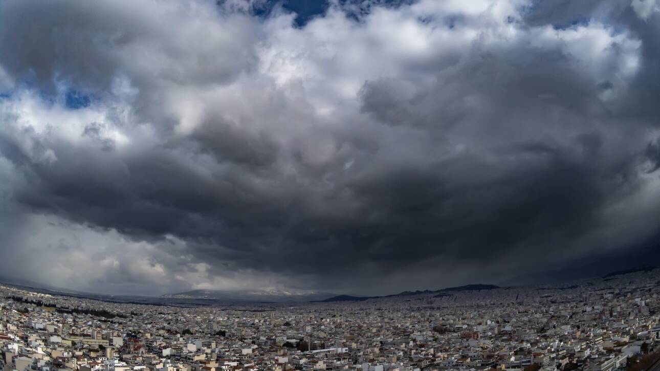 Καιρός: Βροχές και πτώση της θερμοκρασίας την Τετάρτη – Πού θα πέσουν τα  πρώτα χιόνια - CNN.gr