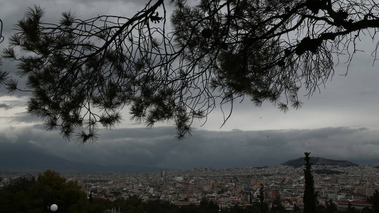 Καιρός: Καταιγίδες, ισχυροί άνεμοι και πτώση της θερμοκρασίας την Παρασκευή