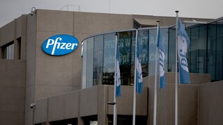 Εμβόλιο κορωνοϊός: Η ΕΕ υπέγραψε συμφωνία με την Pfizer/BioNTech