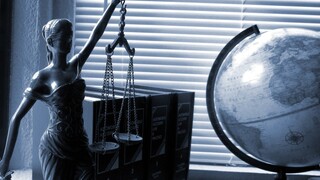 Ποιοι δικηγόροι, μηχανικοί και οικονομολόγοι δικαιούνται το έκτακτο επίδομα
