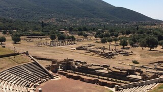 Έργα ανάδειξης του Αρχαίου Θεάτρου Σικυώνας και της Αρχαίας Μεσσήνης ξεκινούν από το ΥΠΠΟΑ